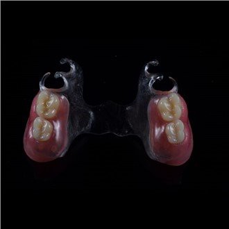 Irrotettava akryyliproteesi